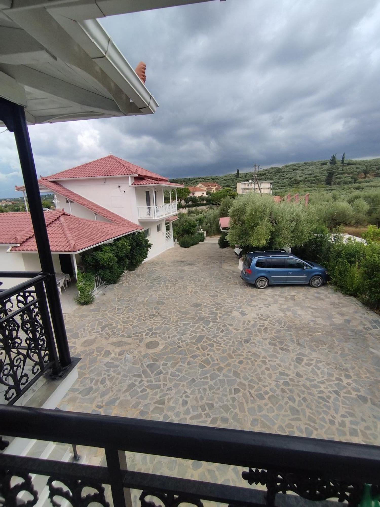 Villa Agia Aikaterini Amoudi Esterno foto
